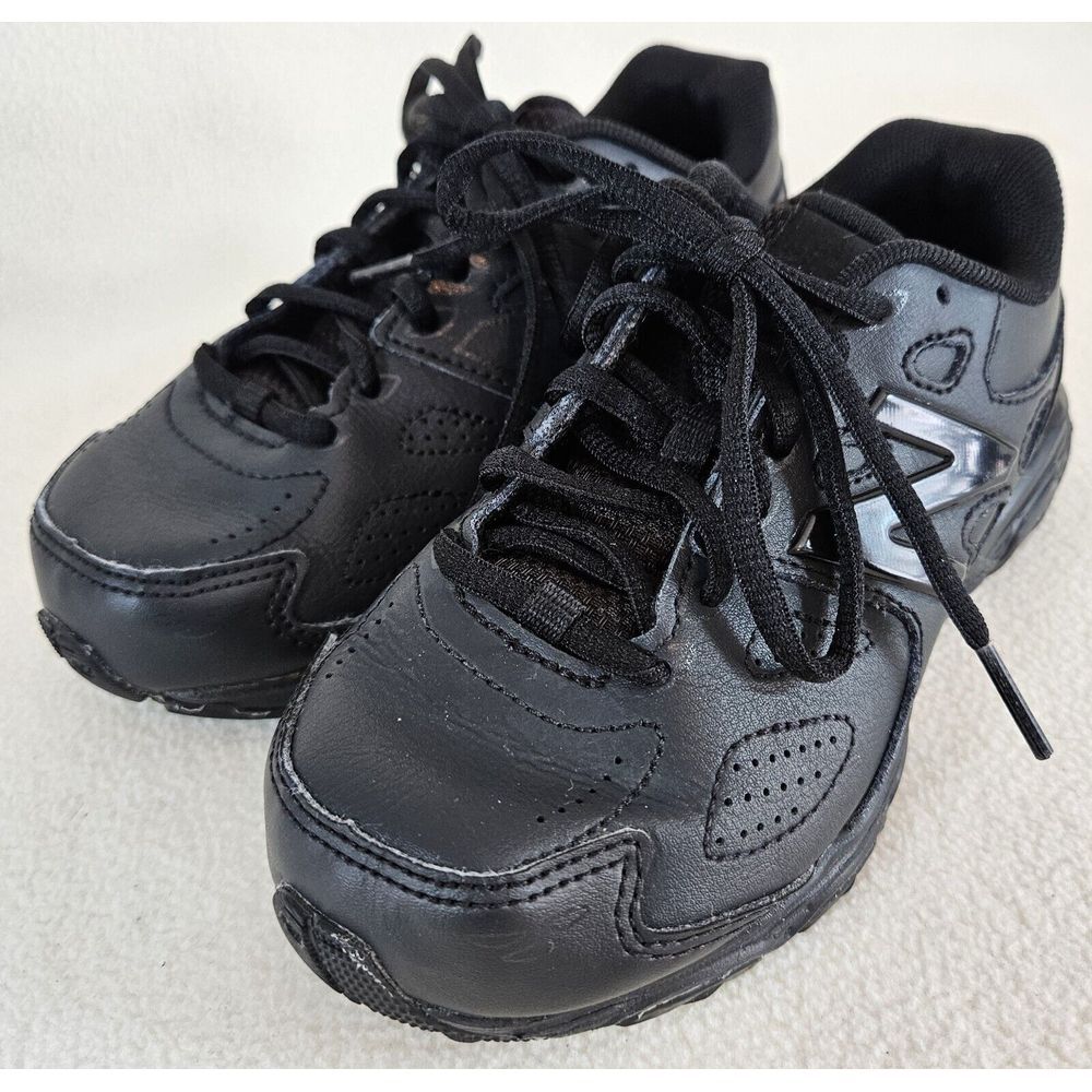 New Balance Kids Sz 12 WIDE Shoe Boys Youth Sneaker Black  KX680BBY‎ School Fun
